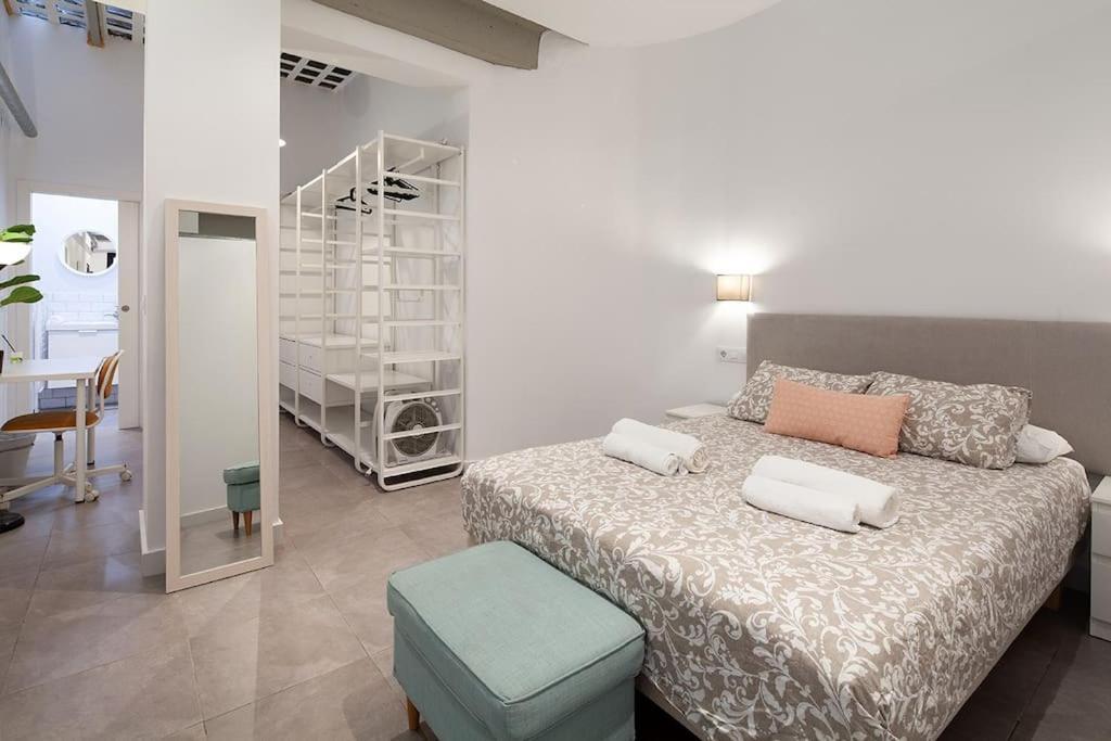 Loft Next To Calle Betis, Best Area Of Seville-Sevillarooms Esterno foto