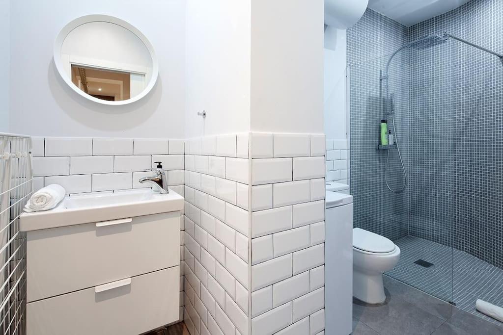 Loft Next To Calle Betis, Best Area Of Seville-Sevillarooms Esterno foto